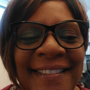 Meet your Posher, Linda